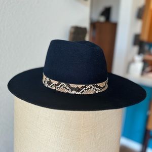 Like-New HatAttack Navy Wide-Brim 100% Wool Boho Hat with Snakeskin Band